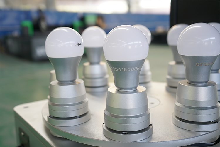 領秀激光八工位光纖激光打標機打標樣品 領秀激光八工位光纖激光打標機打標樣品