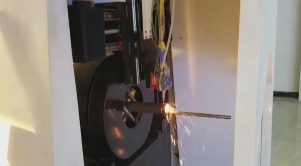 光纖激光切管機工作視頻